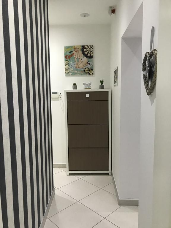 Apartment Ajla Tuzla Extérieur photo