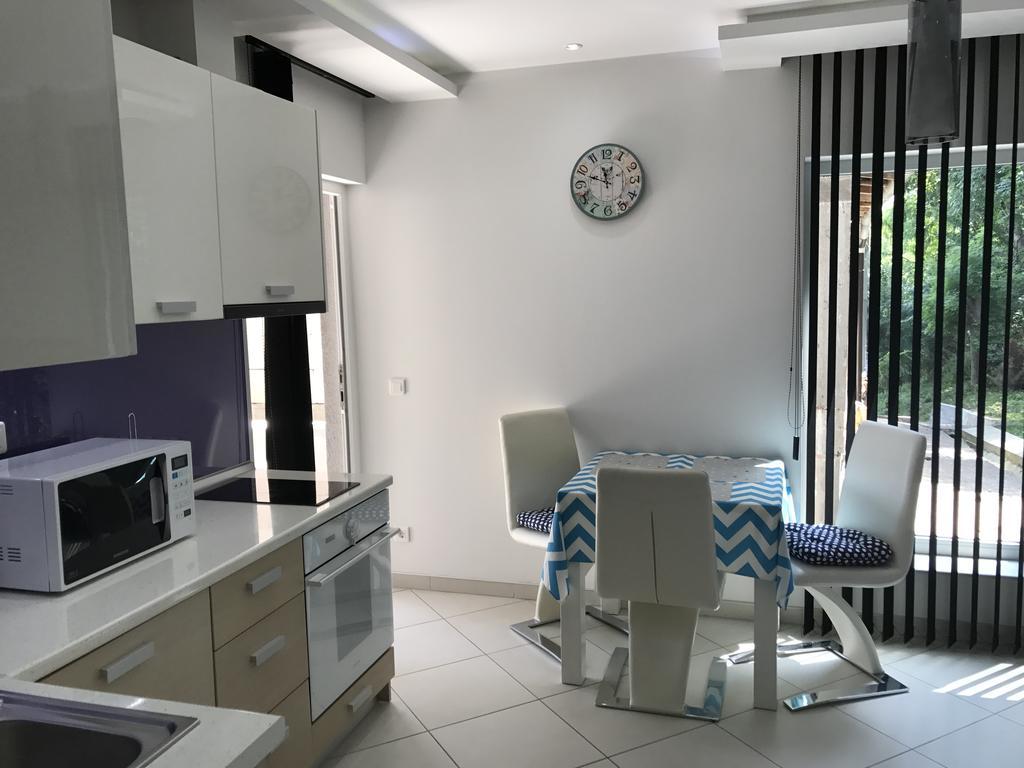 Apartment Ajla Tuzla Extérieur photo