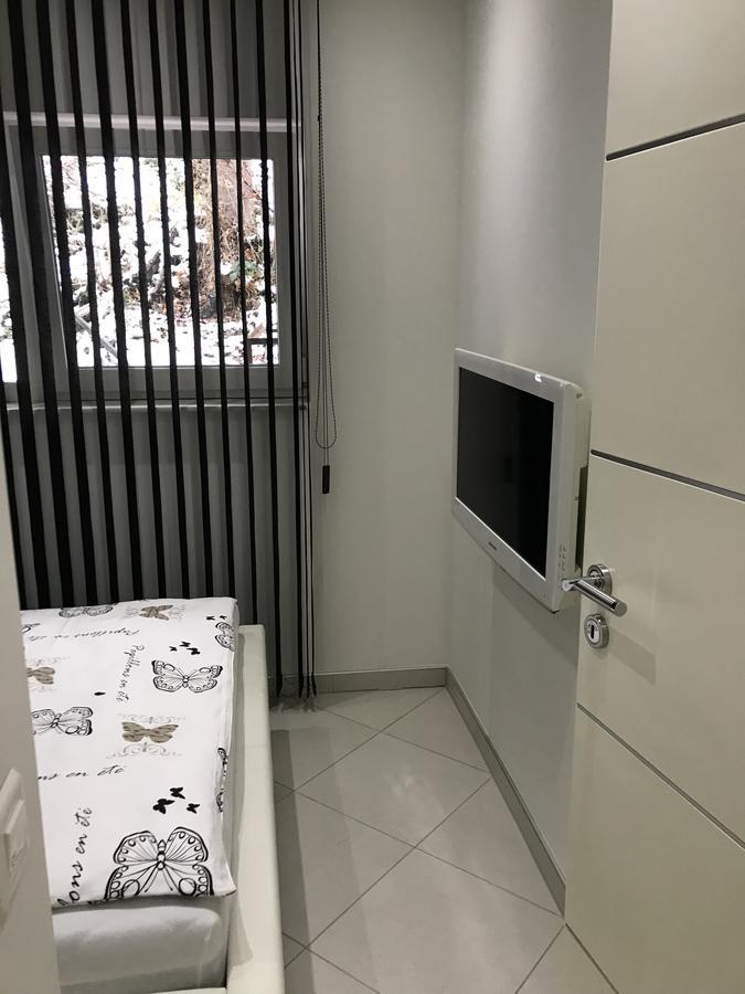 Apartment Ajla Tuzla Extérieur photo