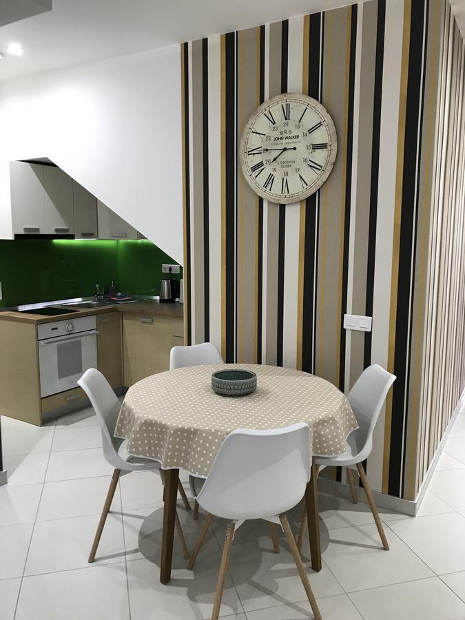 Apartment Ajla Tuzla Extérieur photo