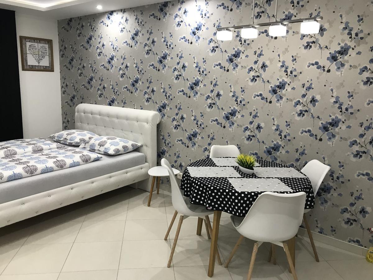 Apartment Ajla Tuzla Extérieur photo